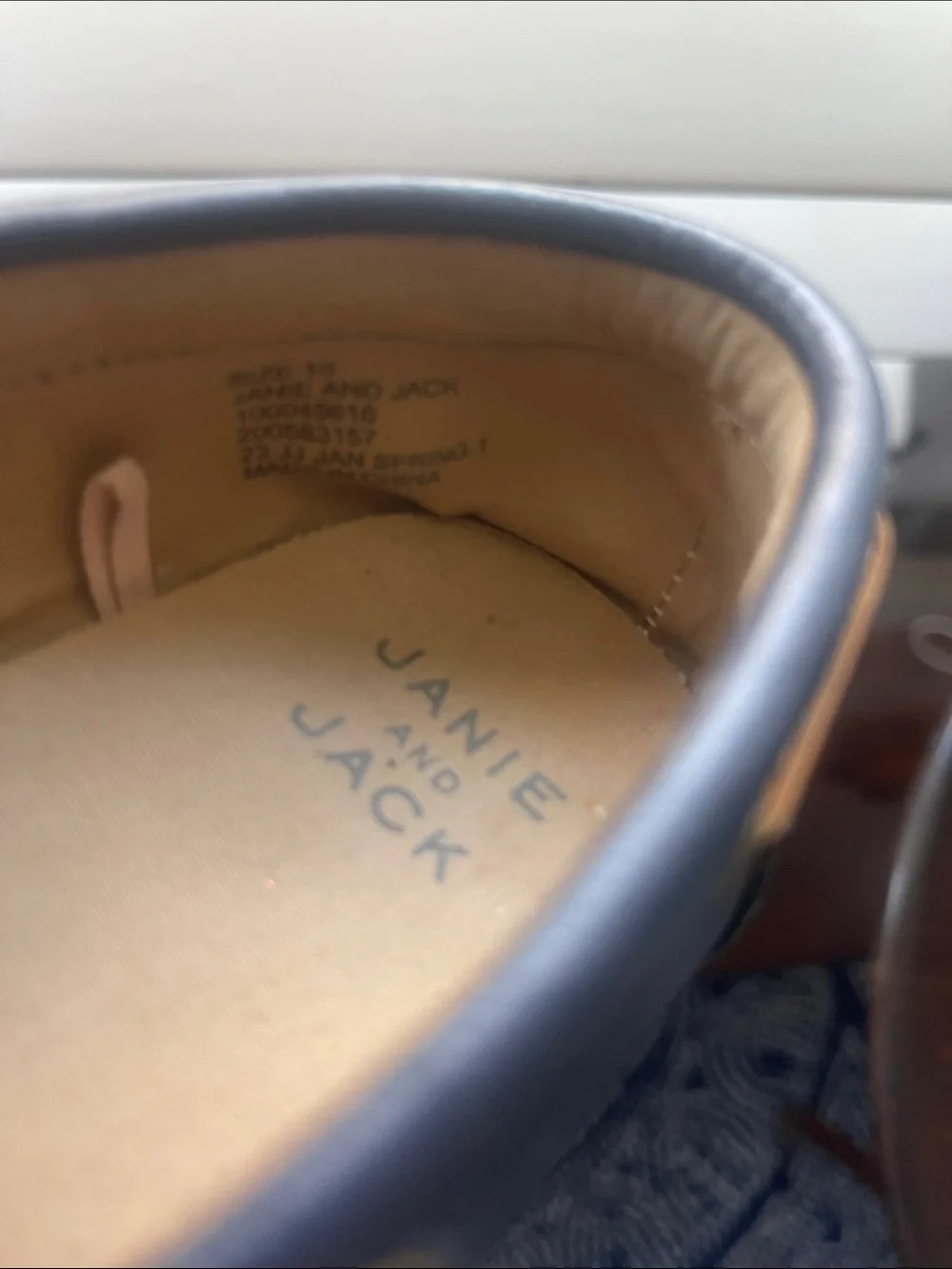 Janie and Jack Boys size 10 Navy Leather Toddler  Boat Shoes with Tan Laces